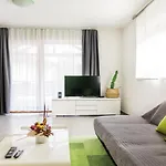 Pr' Petrcu טולמין