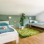 דירה Pr' Petrcu טולמין