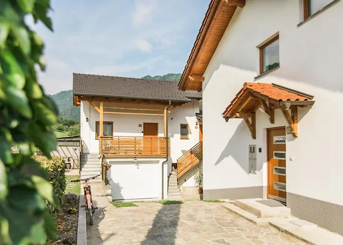 Pr' Petrcu Apartment *