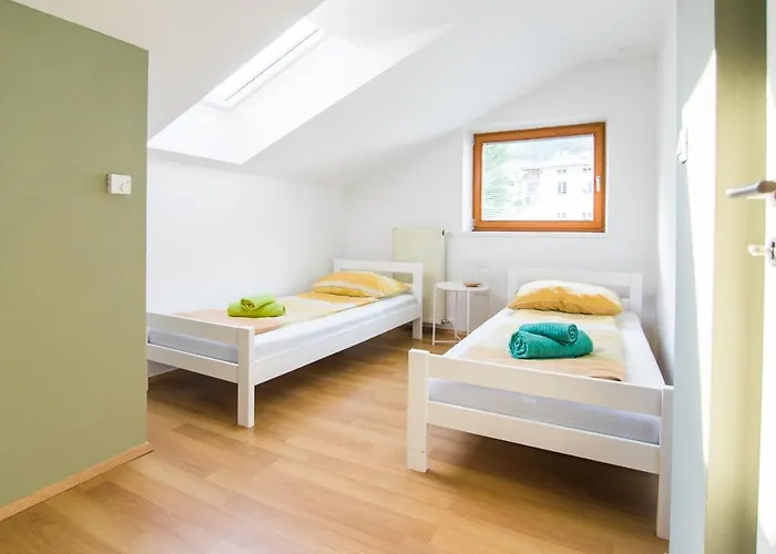 Pr' Petrcu * トールミン