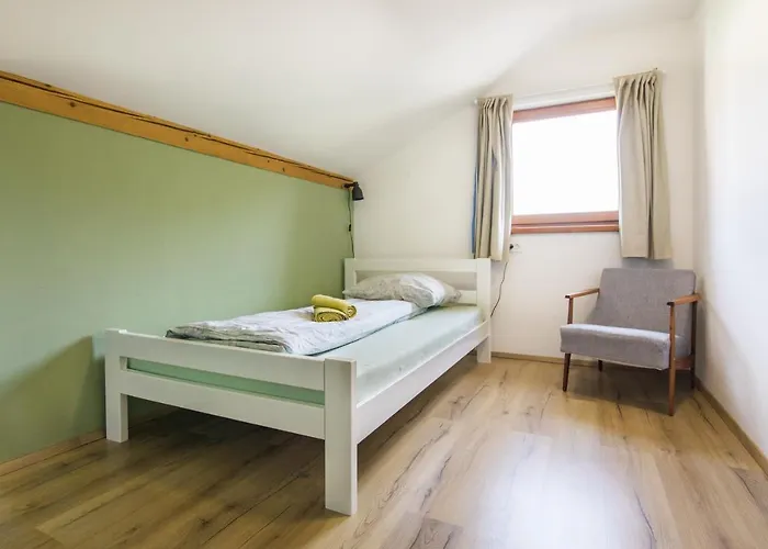 Pr' Petrcu * トールミン